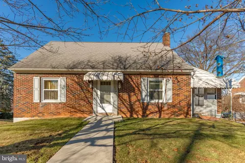 134 N Reamstown Rd, Stevens, PA 17578
