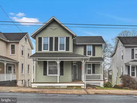 171 W Main St, Adamstown, PA 19501