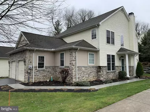 1863 Serene Way, Lancaster, PA 17602
