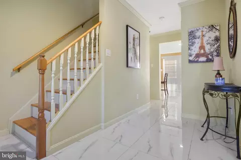 Entry Way - 14 Limestone Ct, Lititz, PA 17543 photo 5 of 10