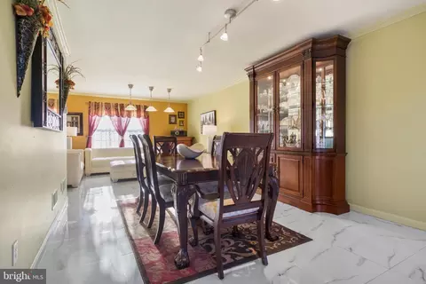 Dining - 14 Limestone Ct, Lititz, PA 17543 photo 1 of 2