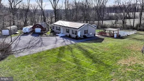 300 Speedwell Forge Rd, Lititz, PA 17543 photo 5