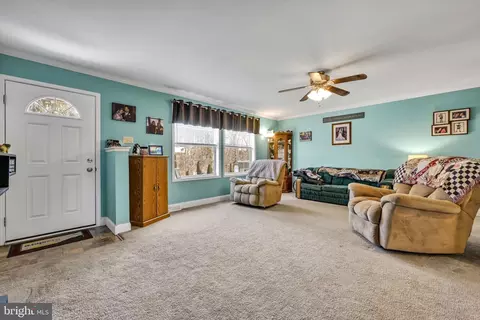 300 Speedwell Forge Rd, Lititz, PA 17543 photo 9