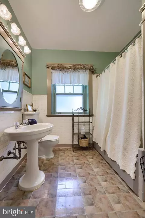 127 E Main St, Mount Joy, PA 17552 photo 24