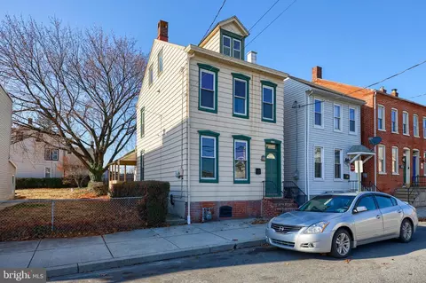 170 S 8th St, Columbia, PA 17512
