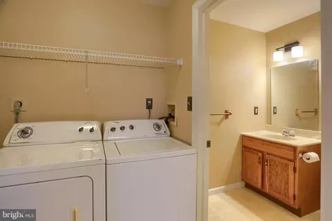 2 Brian Dr, Lititz, PA 17543 photo 13