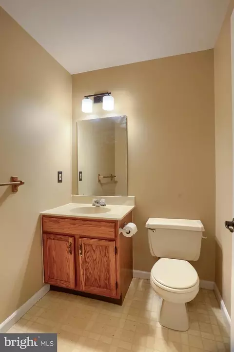 2 Brian Dr, Lititz, PA 17543 photo 14