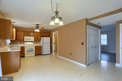 2 Brian Dr, Lititz, PA 17543 photo 9