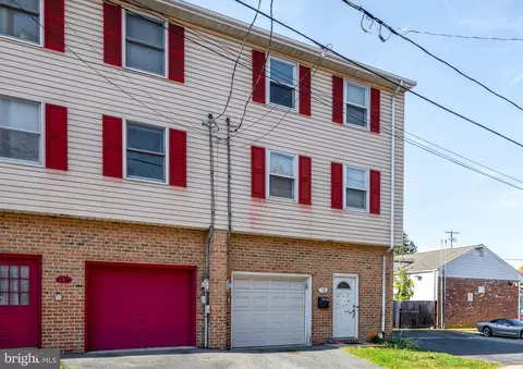 138 Sherman St, Lancaster, PA 17602