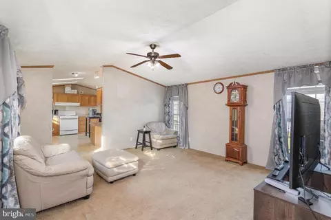3 Earl Ln, Lititz, PA 17543 photo 5