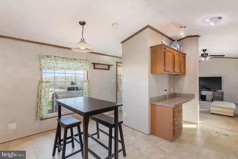 3 Earl Ln, Lititz, PA 17543 photo 7