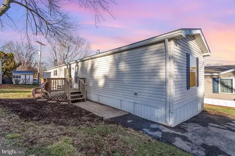 3 Earl Ln, Lititz, PA 17543
