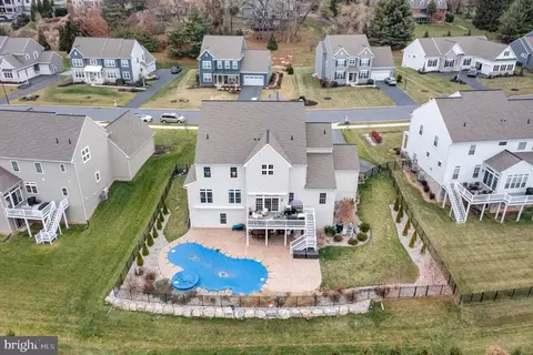 View/Area - 1060 Lititz Bend Dr, Lititz, PA 17543 photo 5 of 9