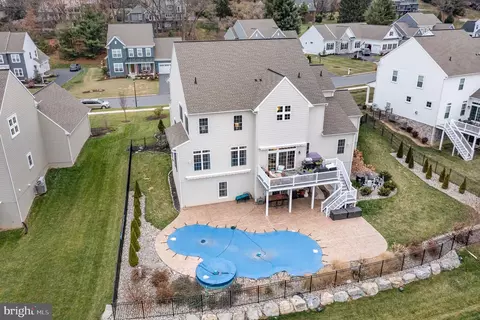 View/Area - 1060 Lititz Bend Dr, Lititz, PA 17543 photo 7 of 9