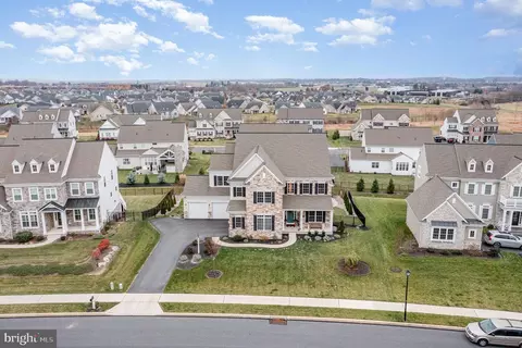 View/Area - 1060 Lititz Bend Dr, Lititz, PA 17543 photo 9 of 9
