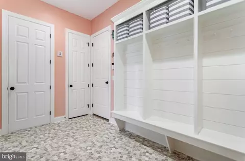 Entry Way - 1060 Lititz Bend Dr, Lititz, PA 17543 photo 4 of 6