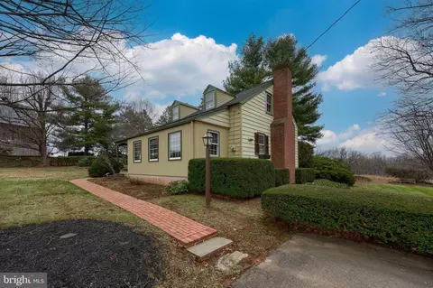 64 Oak Rd, Conestoga, PA 17516