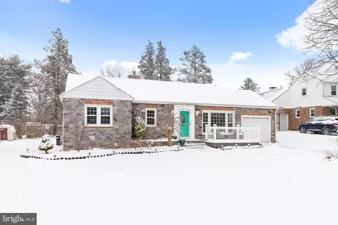 217 Redwood Dr, Lancaster, PA 17603