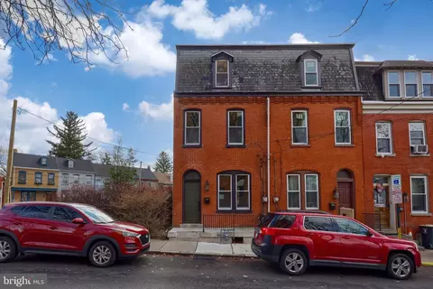 36 12 E Farnum St, Lancaster, PA 17602