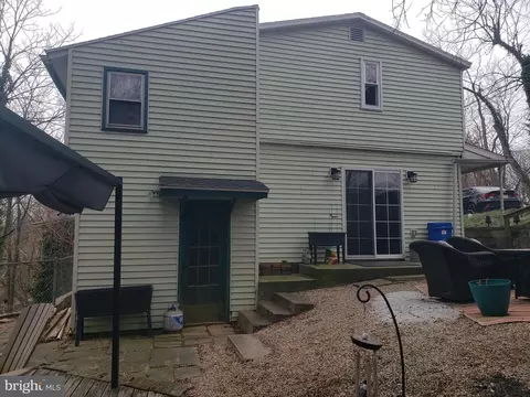 182 Pinetown Rd, Leola, PA 17540