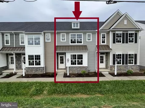 2491 Artesian Way #2, Lancaster, PA 17601