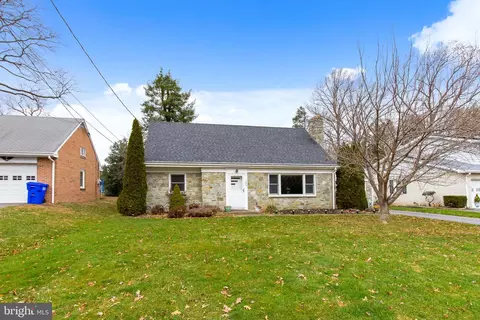 109 Landis Ave, Millersville, PA 17551