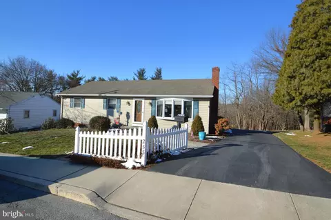 255 Rapho St, Manheim, PA 17545