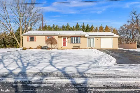 13 Pajill Dr, Marietta, PA 17547