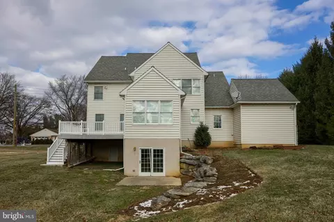 3074 Weaver Rd, Lititz, PA 17543 photo 49