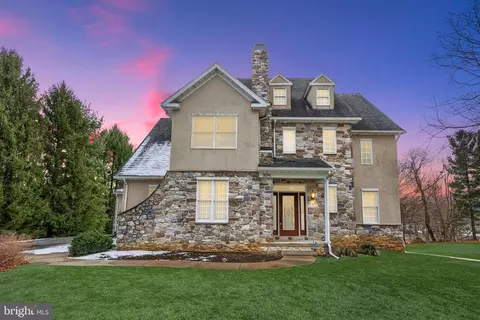 3074 Weaver Rd, Lititz, PA 17543