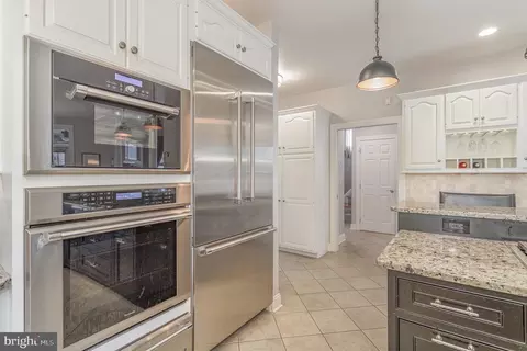 325 E Woods Dr, Lititz, PA 17543 photo 15