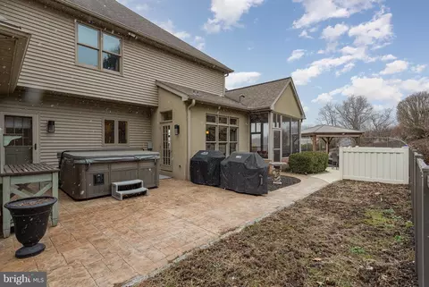 325 E Woods Dr, Lititz, PA 17543 photo 41
