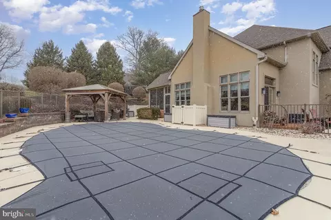 325 E Woods Dr, Lititz, PA 17543 photo 46