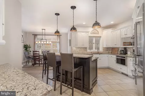325 E Woods Dr, Lititz, PA 17543 photo 14