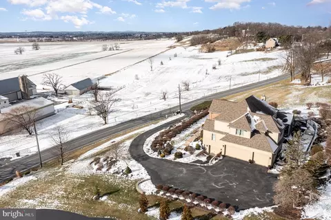 325 E Woods Dr, Lititz, PA 17543 photo 57