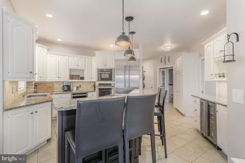 325 E Woods Dr, Lititz, PA 17543 photo 13