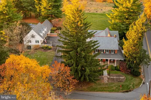 1961 Landis Valley Rd, Lancaster, PA 17601
