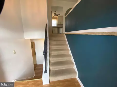 Entry Way - 71 Arrowhead Dr, Lititz, PA 17543 photo 2 of 6