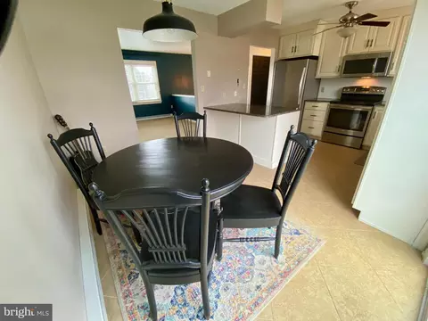 Dining - 71 Arrowhead Dr, Lititz, PA 17543 photo 2 of 2
