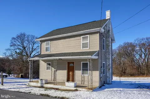 4325 Fairview Rd, Columbia, PA 17512