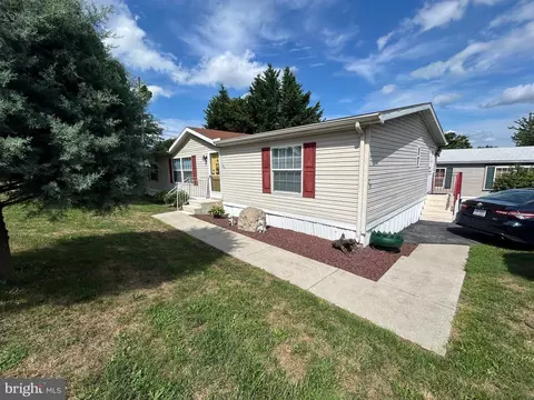 29 Conrad Ln, Lititz, PA 17543 photo 4