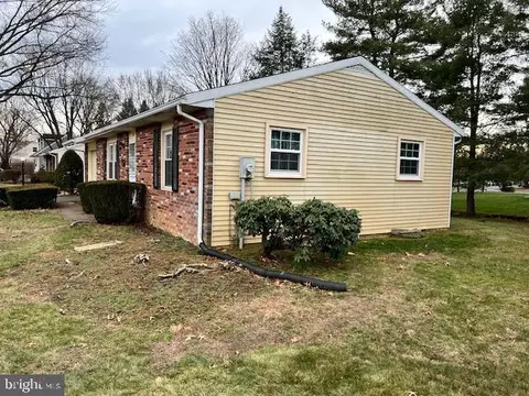 Other - 216 Cardinal Rd, Lititz, PA 17543 photo 3 of 10