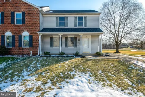 20 Thornapple Dr, Marietta, PA 17547