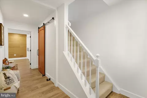 Entry Way - 435 Crosswinds Dr, Lititz, PA 17543 photo 2 of 5