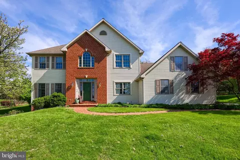 804 Paddington Dr, Lancaster, PA 17601