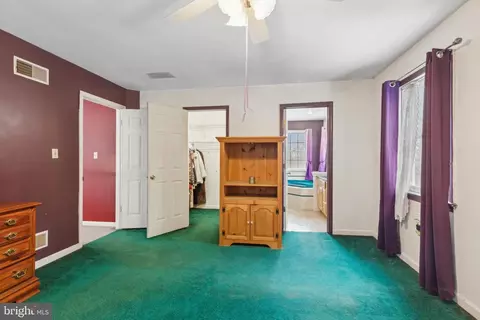 Entry Way - 295 Dead End Rd, Lititz, PA 17543 photo 6 of 8