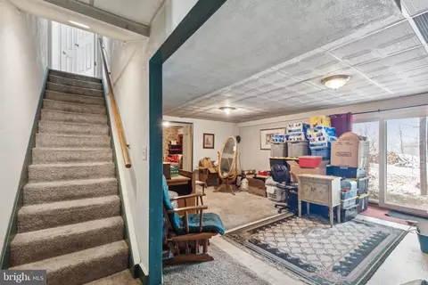 Entry Way - 295 Dead End Rd, Lititz, PA 17543 photo 8 of 8