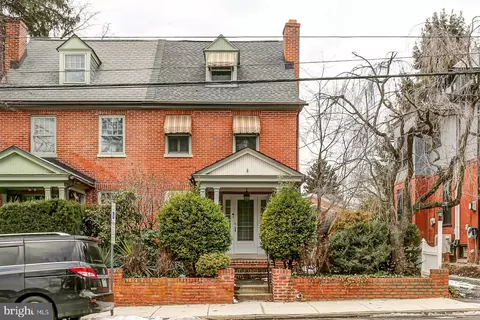 14 Race Ave, Lancaster, PA 17603