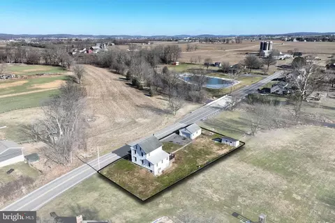 904 Lincoln Rd, Lititz, PA 17543 photo 5
