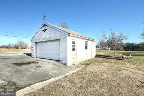 904 Lincoln Rd, Lititz, PA 17543 photo 9
